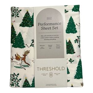 NWT Threshold Festive Christmas Tree and Reindeer Sheet Set Size Full
